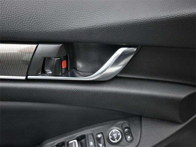 Used 2022 Honda Accord Sport image 30