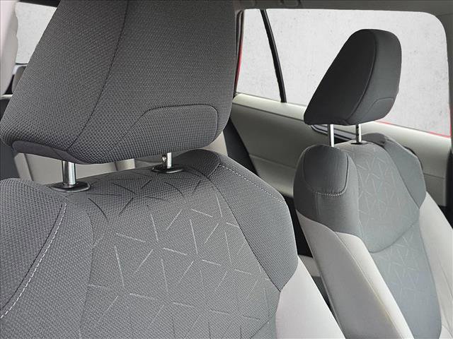 Used 2022 Toyota RAV4 XLE image 20