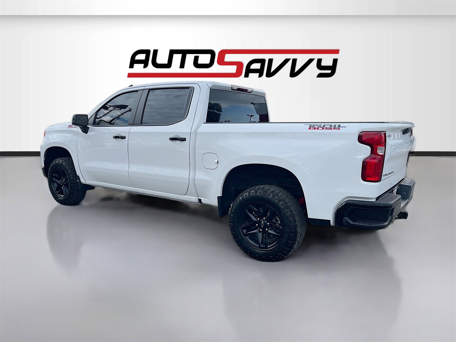 Used 2024 Chevrolet Silverado 1500 LT Trail Boss w/ Protection Package image 5