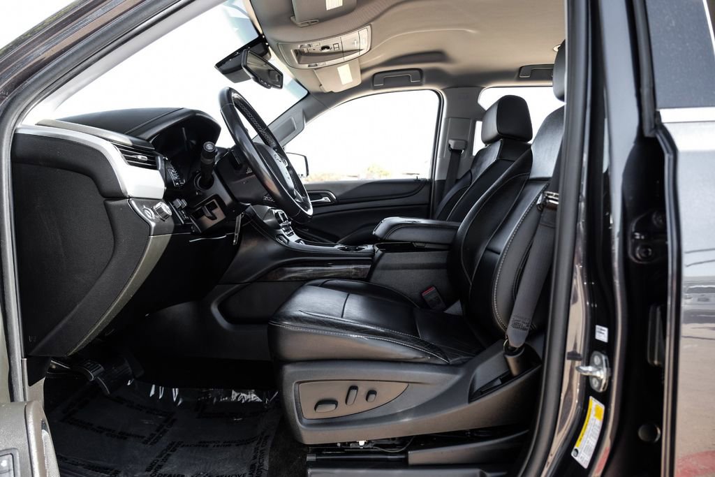 Used 2018 Chevrolet Tahoe LT w/ Max Trailering Package RWD image 3