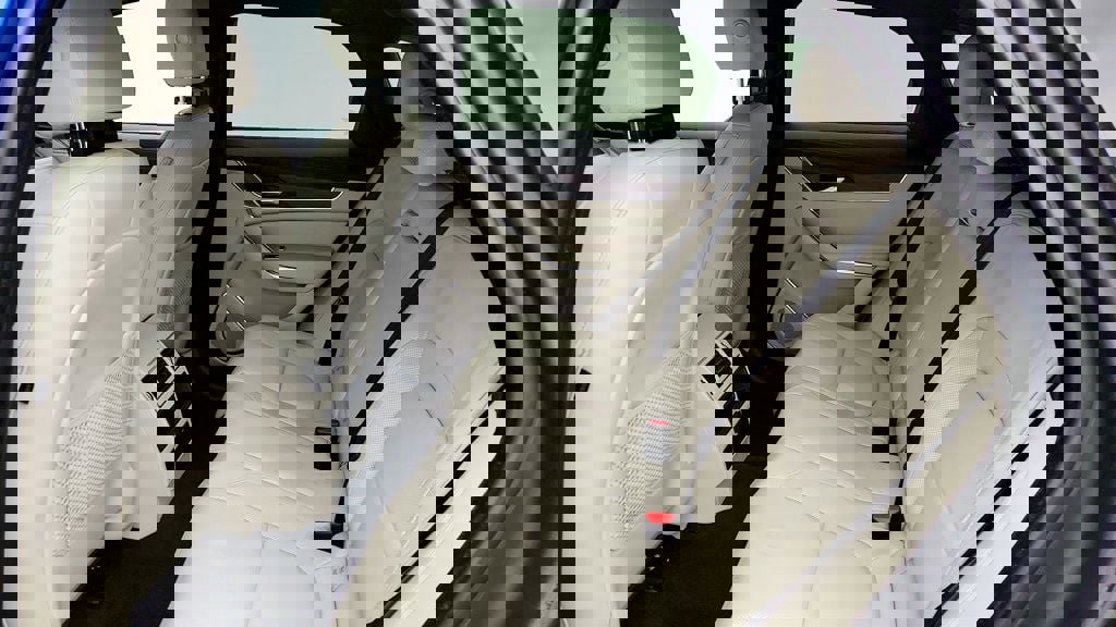 Used 2021 Jaguar F-PACE S image 20