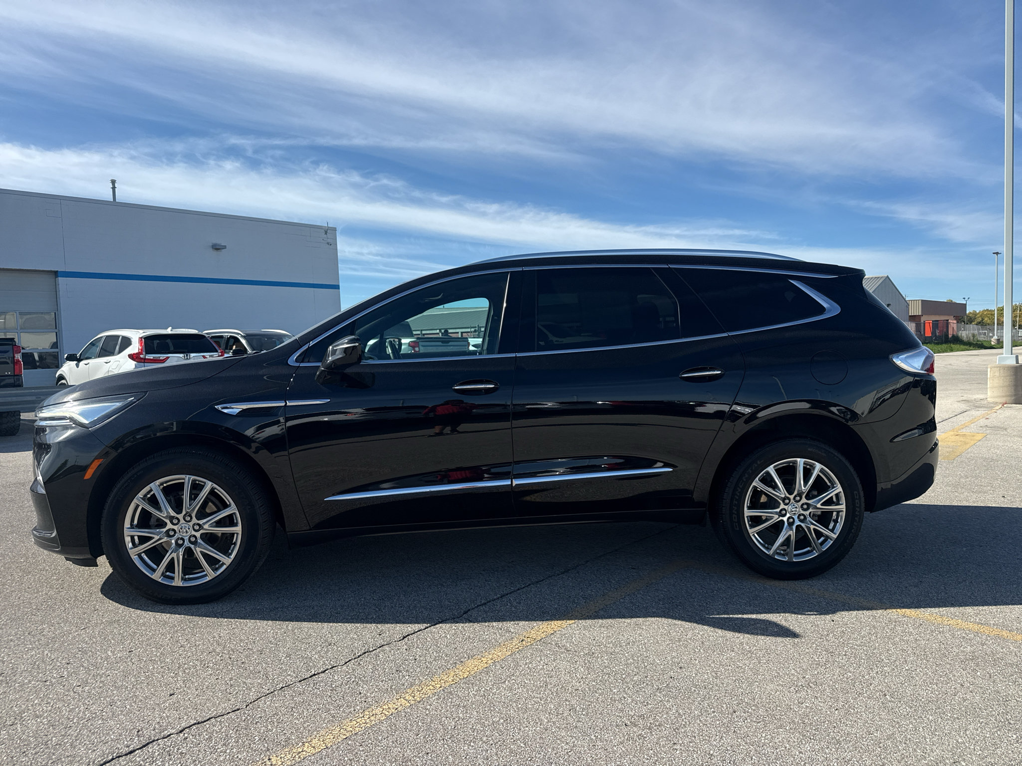 Used 2024 Buick Enclave Essence w/ Experience Buick Package AWD/4WD image 21