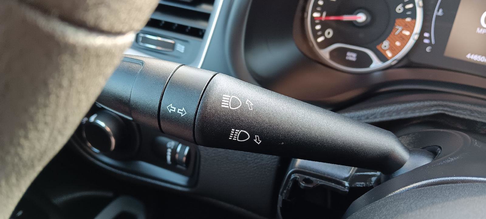 Used 2019 Jeep Renegade Sport image 12