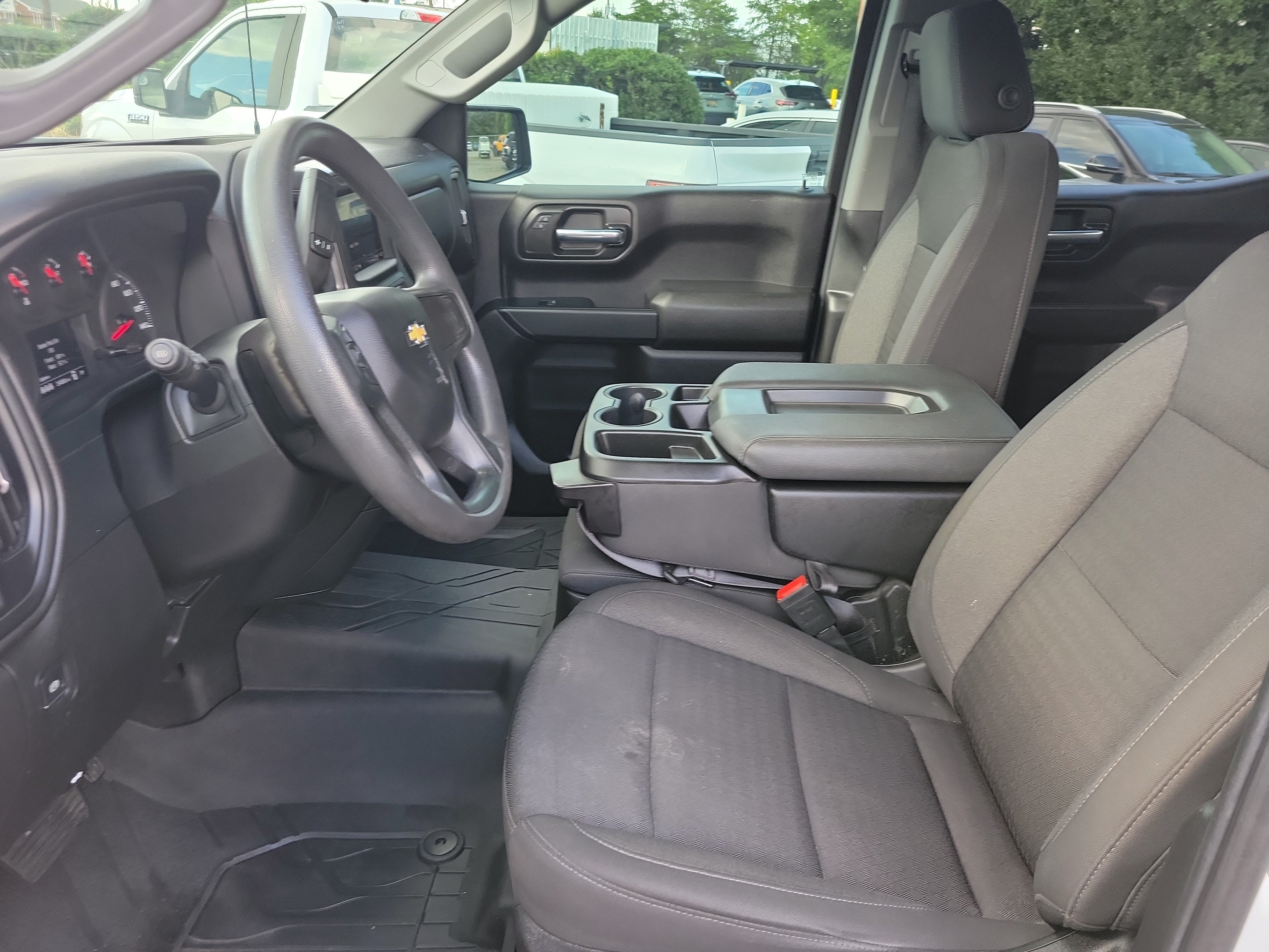 Used 2024 Chevrolet Silverado 1500 Custom RWD image 17