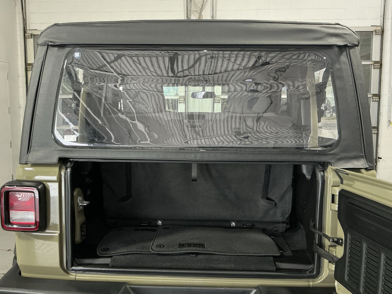 Used 2026 Jeep Wrangler Sport AWD/4WD image 24