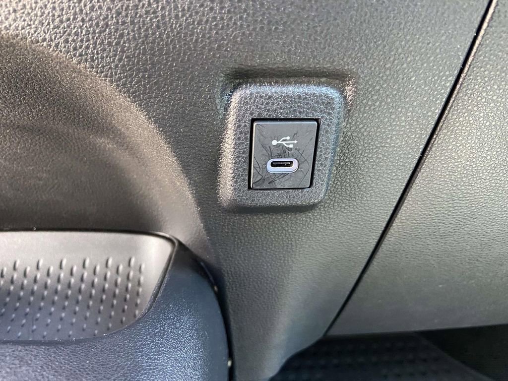 Used 2025 Toyota Corolla LE FWD image 24