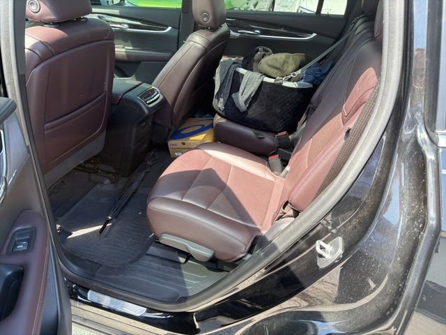 Used 2021 Cadillac XT6 Premium Luxury w/ LPO, Floor Liner Package AWD/4WD image 10