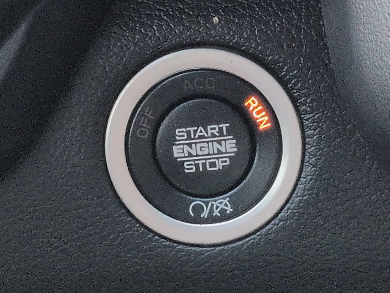 Certified 2024 RAM 2500 Big Horn w/ Night Edition AWD/4WD image 27