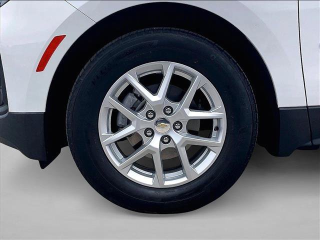 Used 2023 Chevrolet Equinox LS w/ Driver Confidence II Package FWD image 10
