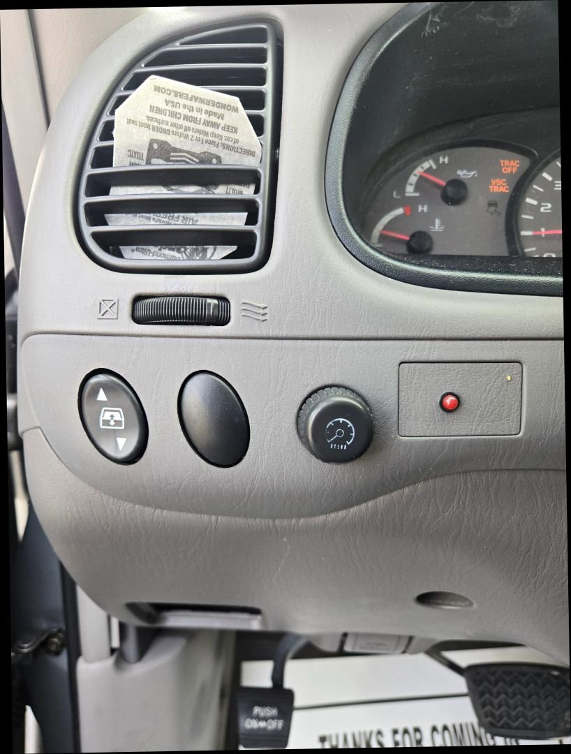 Used 2003 Toyota Sequoia SR5 image 24