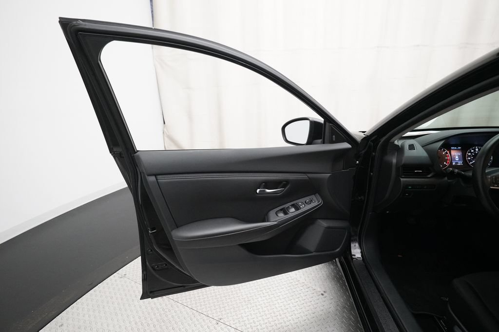 Certified 2022 Nissan Sentra S w/ Trunk Package FWD image 27