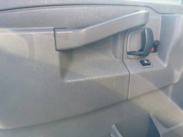 Used 2020 Chevrolet Express 3500 w/ Power Convenience Package RWD image 28