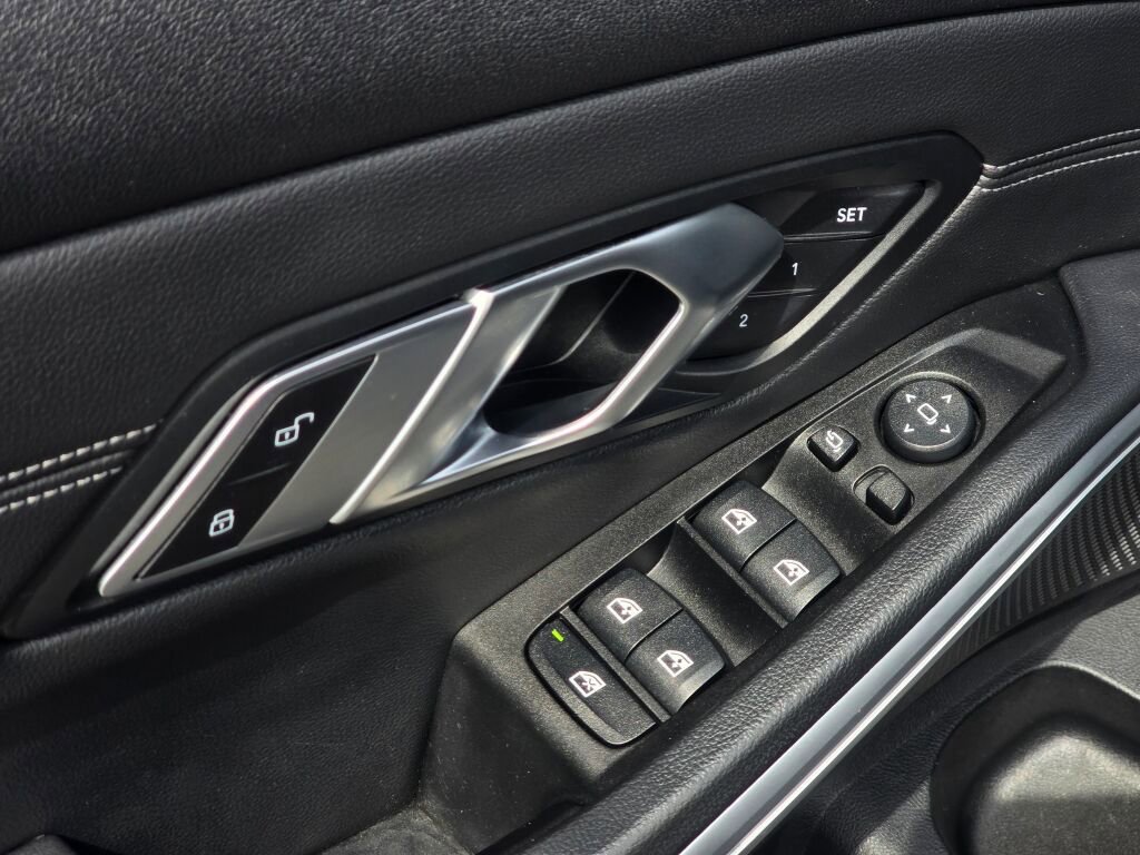 Used 2019 BMW 330i Sedan w/ Premium Package RWD image 22