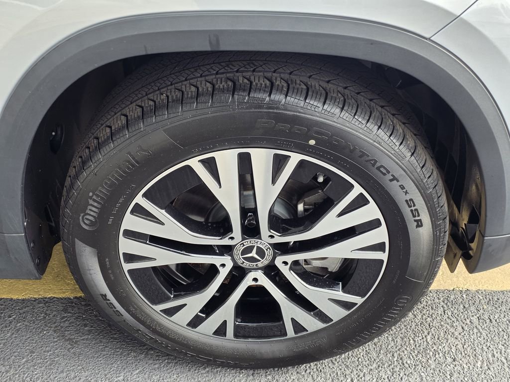 Certified 2025 Mercedes-Benz GLA 250 4MATIC image 10