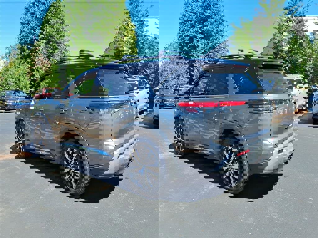 Used 2023 Nissan Pathfinder Platinum image 25