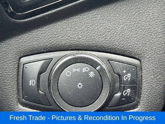 Used 2015 Ford Escape Titanium FWD image 17