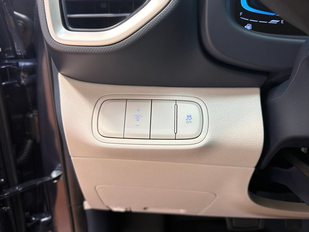New 2026 Hyundai Venue SEL FWD image 22