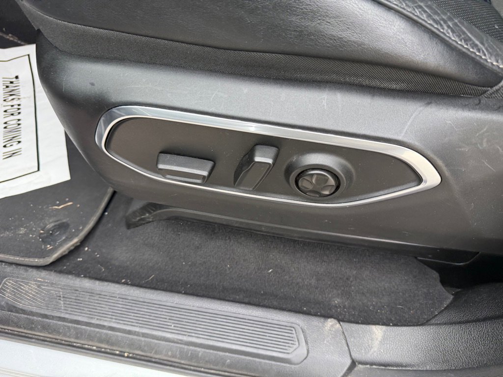 Used 2024 Jeep Wagoneer L Series II w/ Flexible Seating Group image 16