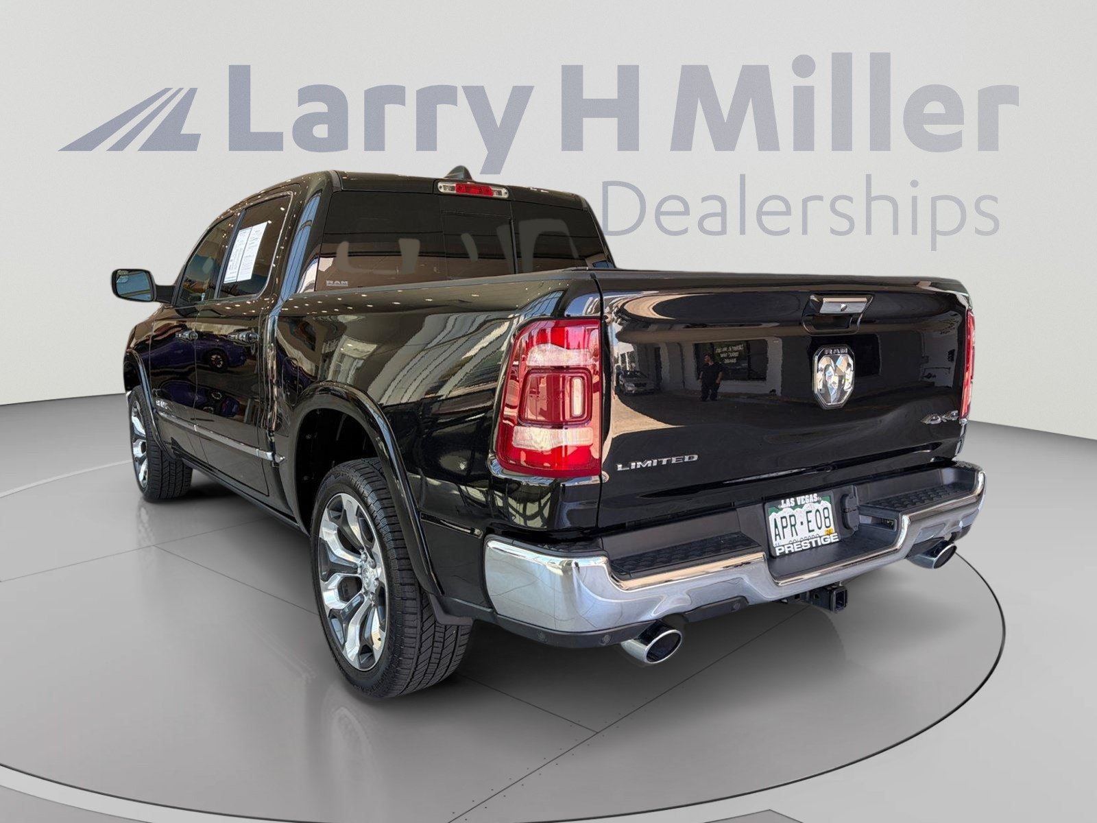 Used 2021 RAM 1500 Limited AWD/4WD image 3