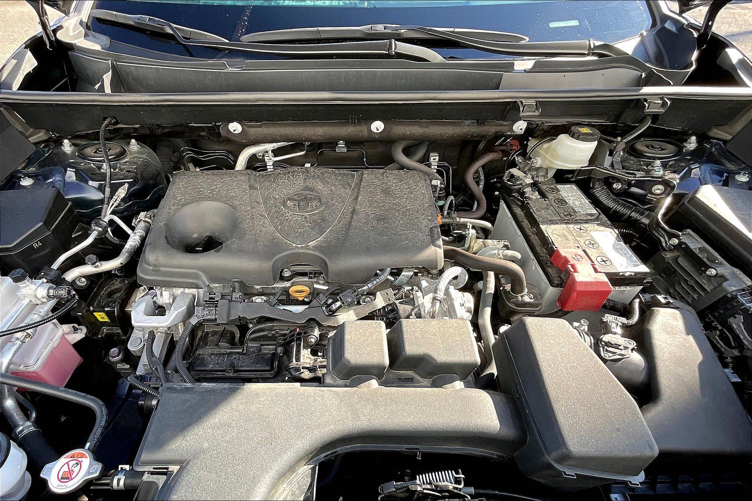 Used 2023 Toyota RAV4 XLE w/ Convenience Package AWD/4WD image 13