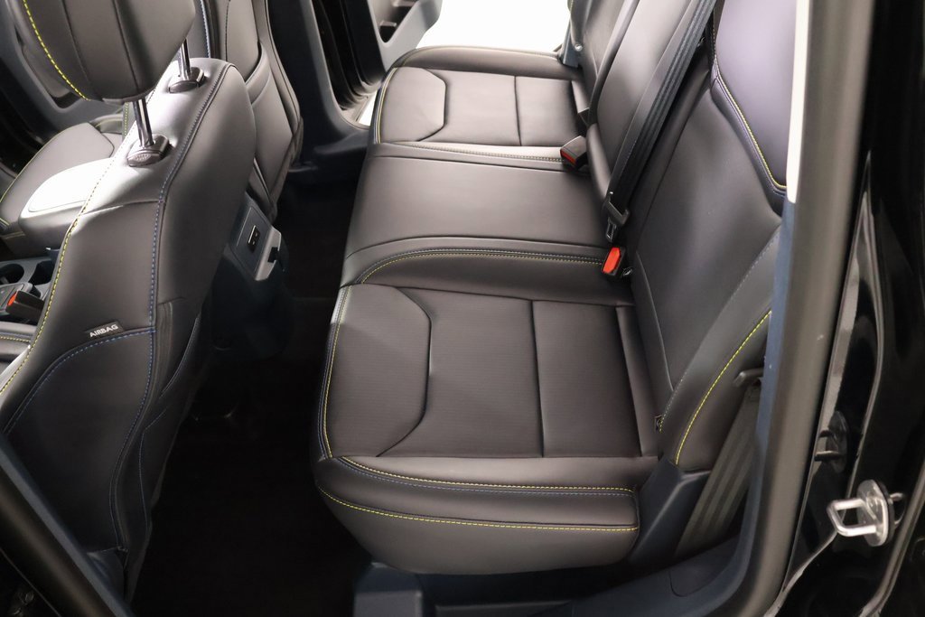 Used 2025 Ford Maverick Lobo image 11