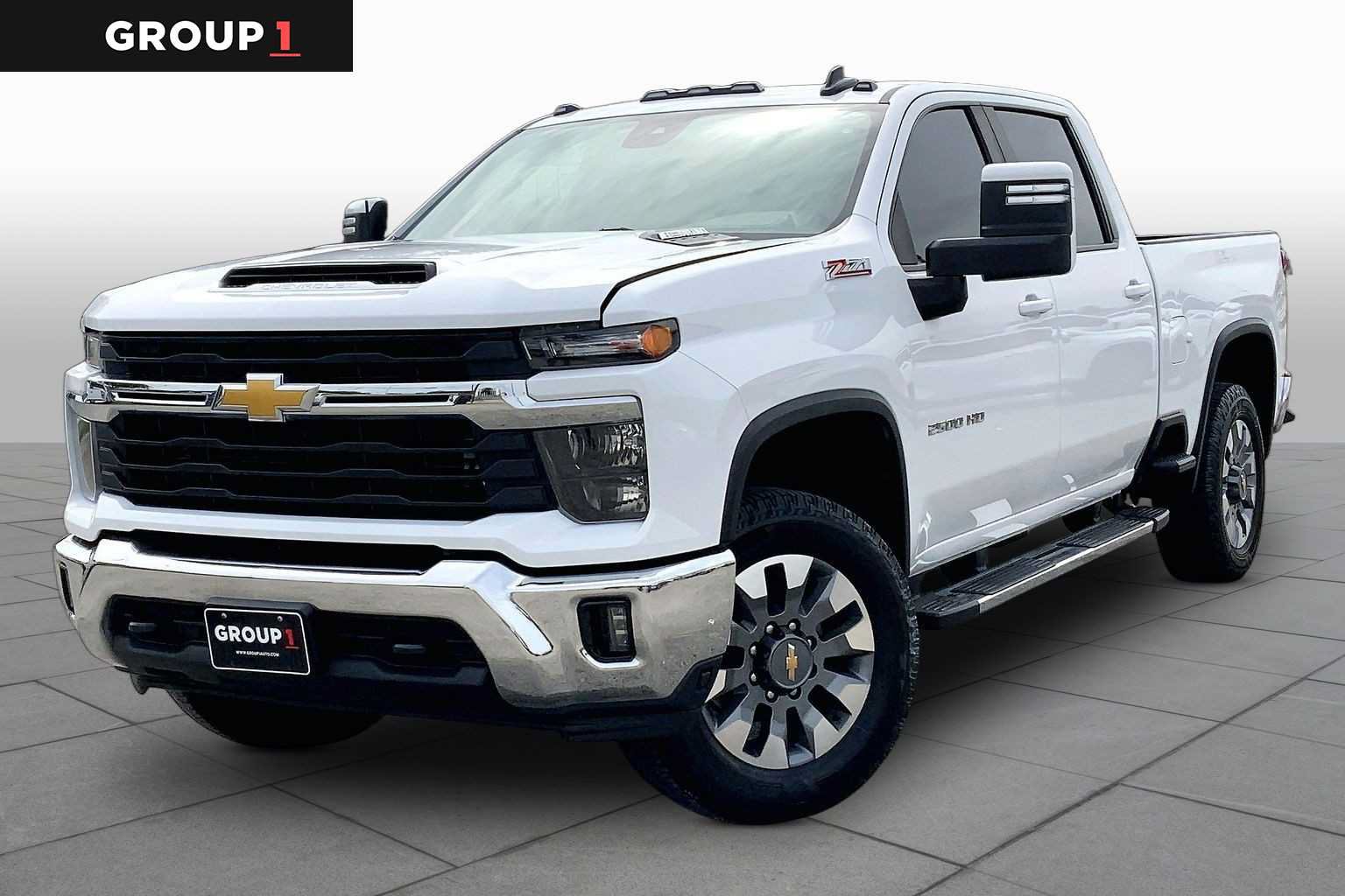 Used 2024 Chevrolet Silverado 2500 LT AWD/4WD image 1