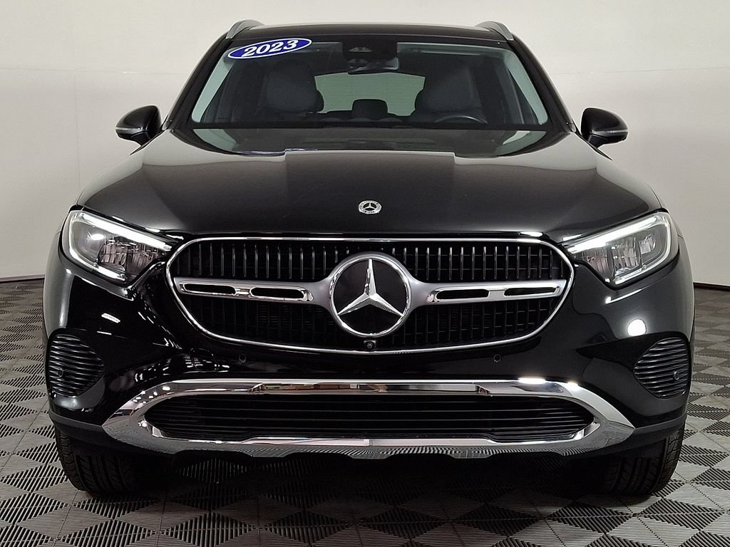 Used 2023 Mercedes-Benz GLC 300 4MATIC image 5