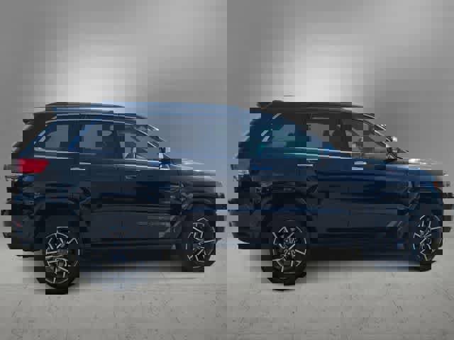 Used 2019 Jeep Grand Cherokee Limited w/ Luxury Group II AWD/4WD image 9