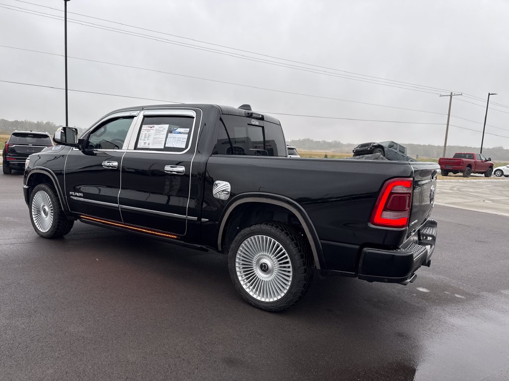 Used 2024 RAM 1500 Limited AWD/4WD image 3