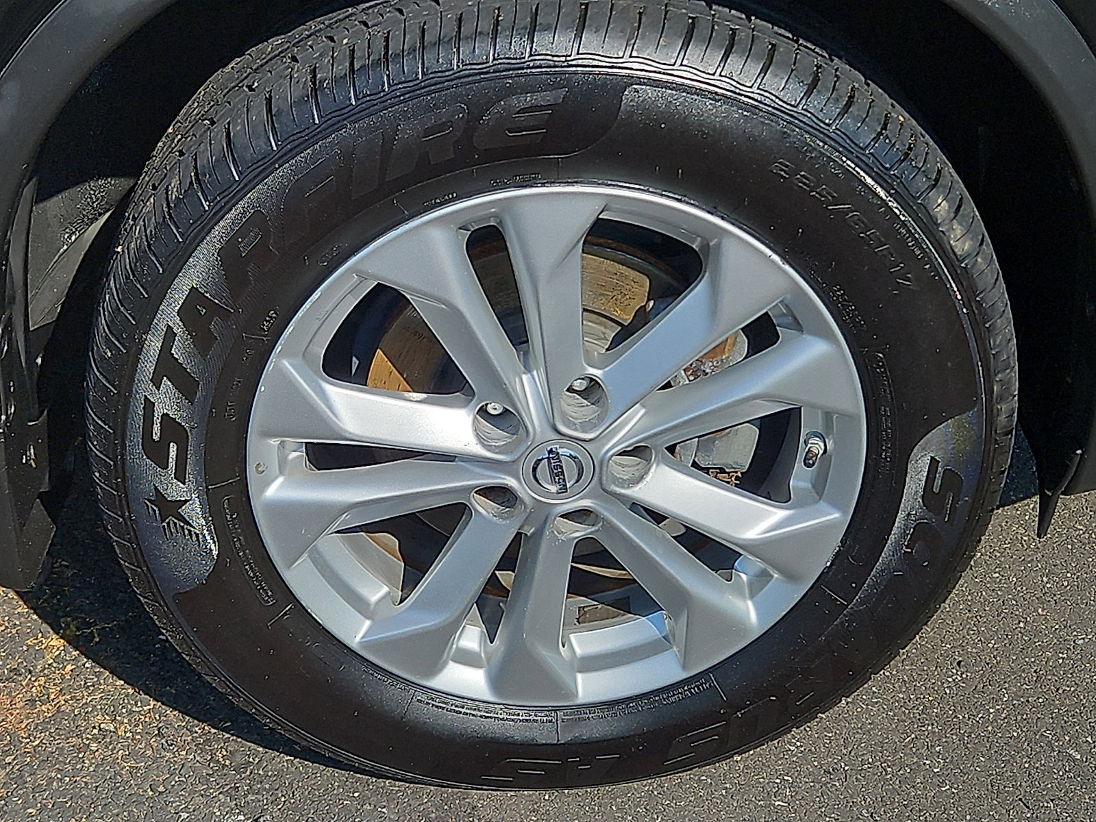 Used 2016 Nissan Rogue SV AWD/4WD image 8