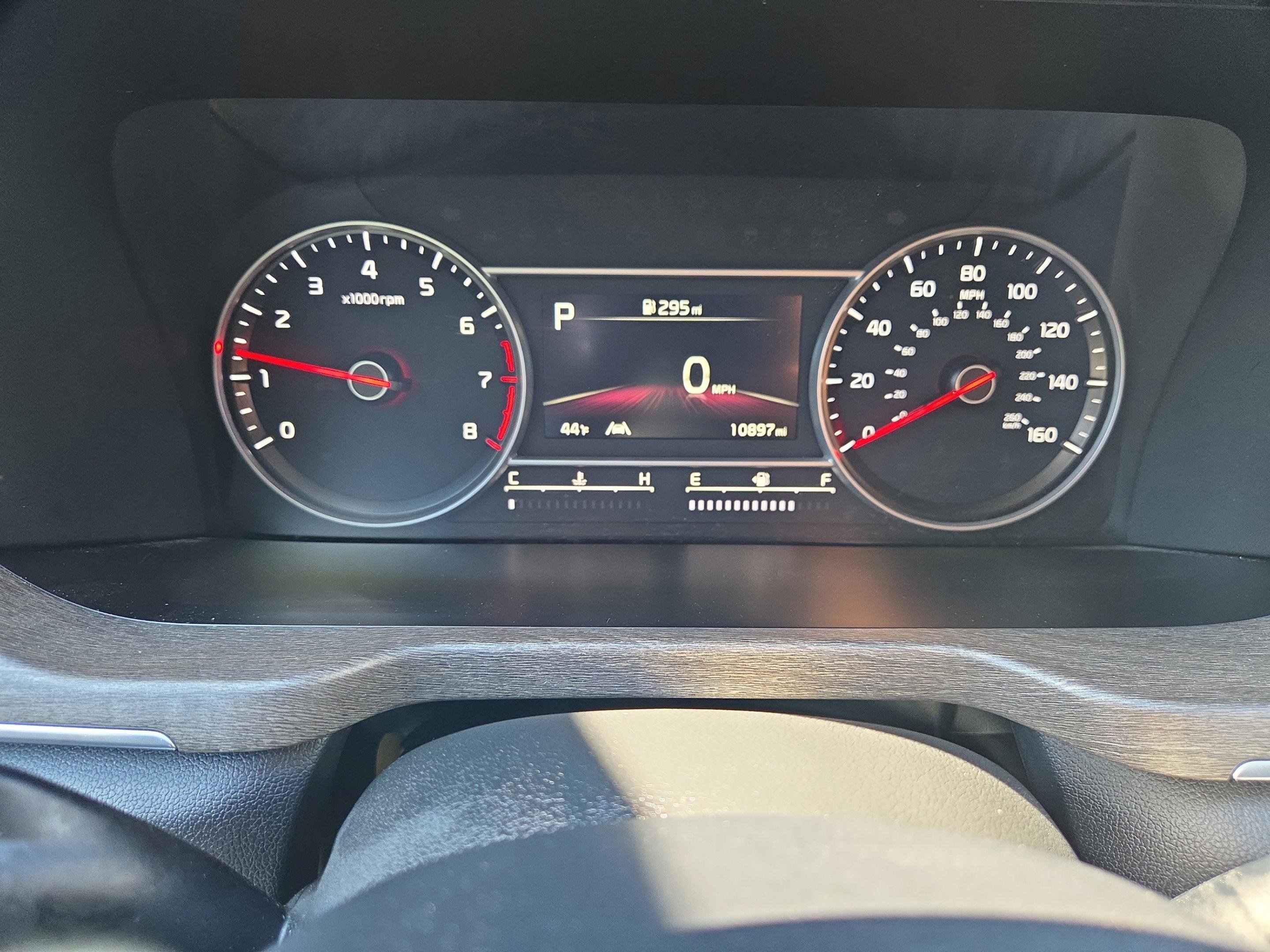 Used 2022 Kia Sorento EX w/ Panoramic Sunroof Package image 16