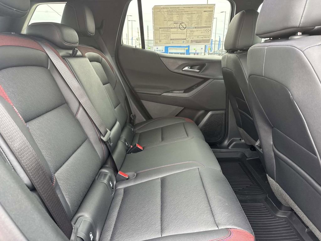 New 2026 Chevrolet Equinox RS w/ Convenience Package III FWD image 9