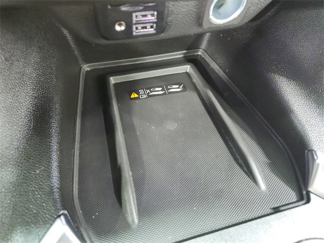 Used 2023 Chevrolet Traverse Premier image 33