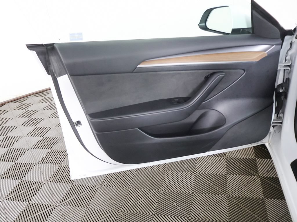 Used 2023 Tesla Model 3 Standard Range RWD image 24