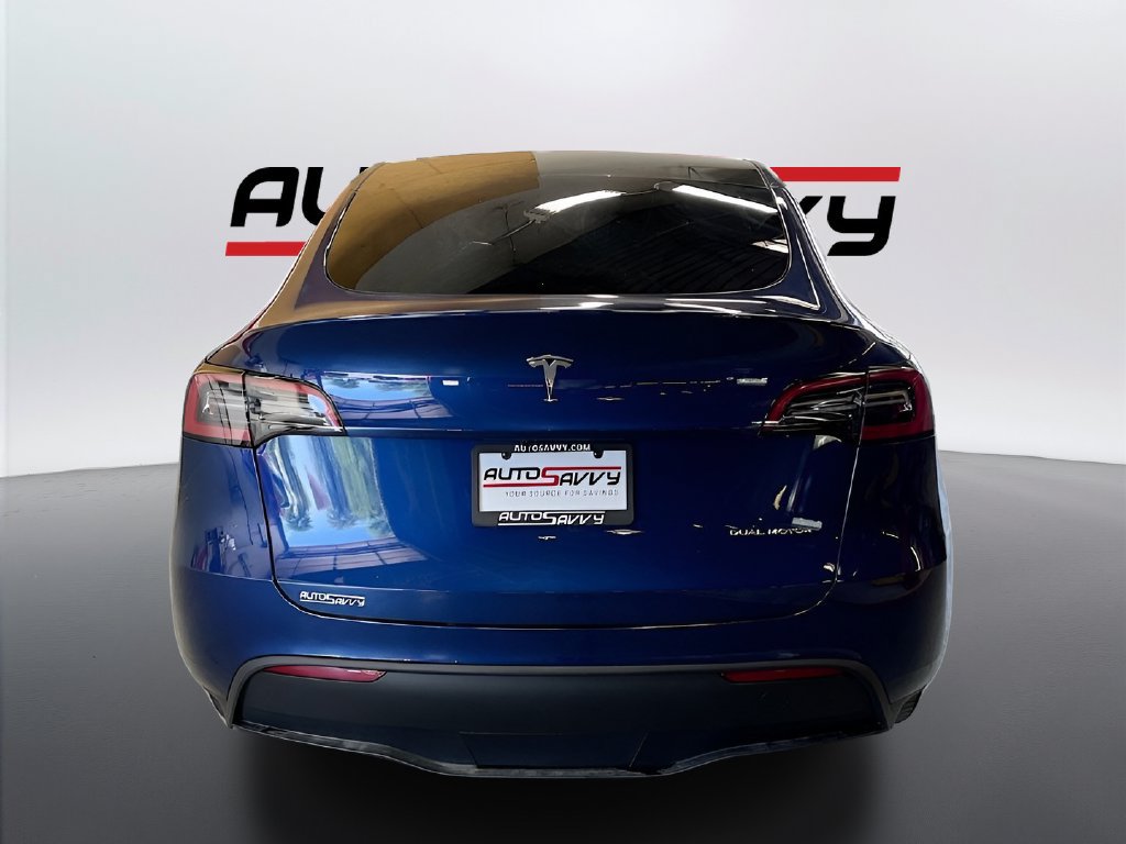 Used 2024 Tesla Model Y Long Range AWD/4WD image 6