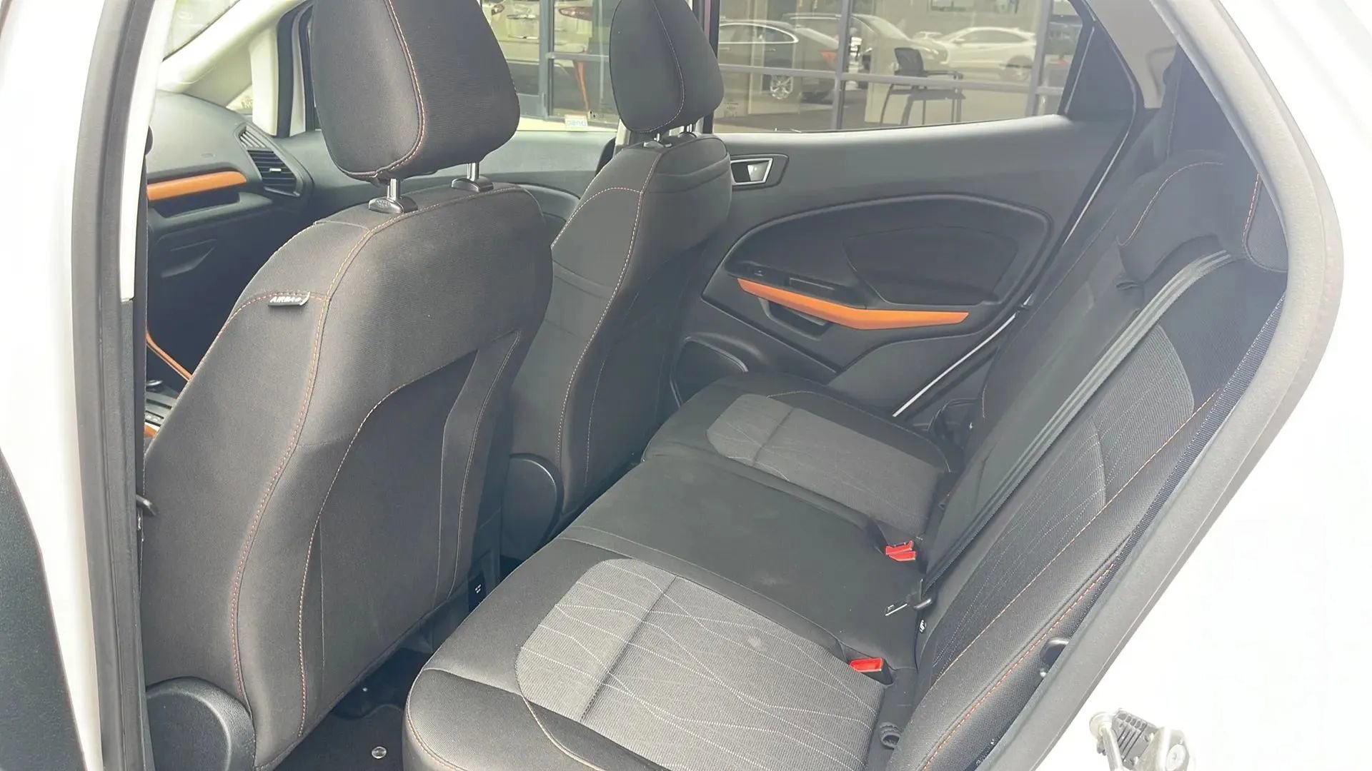 Used 2021 Ford EcoSport SE w/ SE Convenience Package image 13