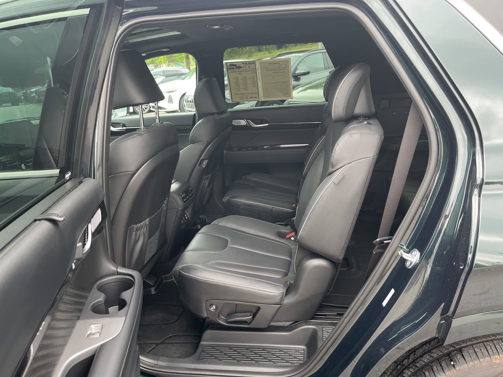 Used 2025 Hyundai Palisade Calligraphy FWD image 31