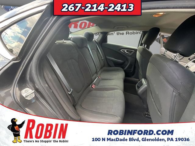 Used 2016 Chrysler 200 Limited FWD image 25