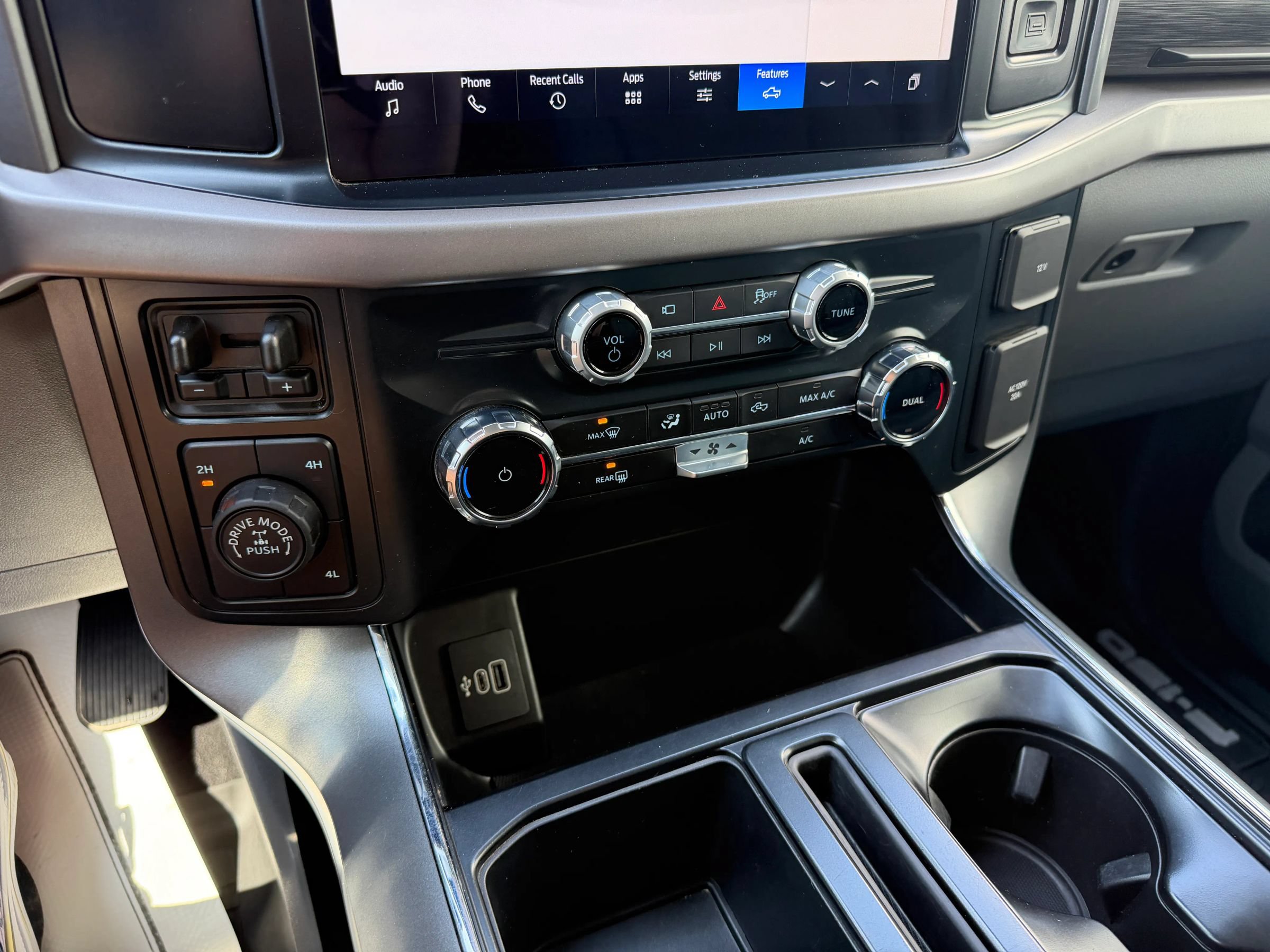Used 2025 Ford F150 XLT w/ Equipment Group 301A Standard AWD/4WD image 23