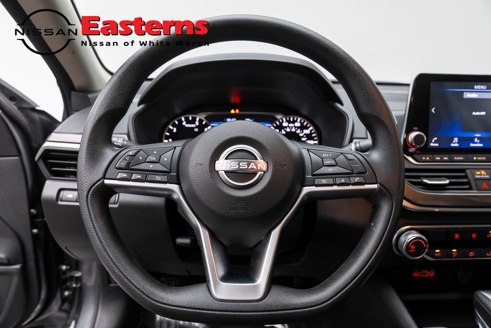 Used 2024 Nissan Altima 2.5 SV image 14