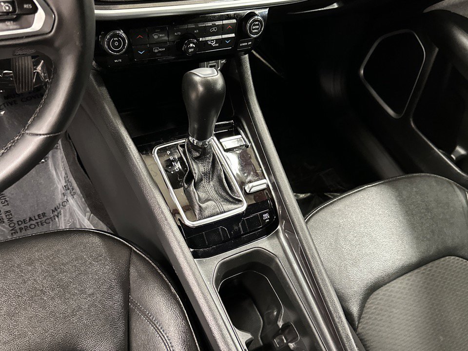 Used 2025 Jeep Compass Latitude w/ Convenience Group image 9