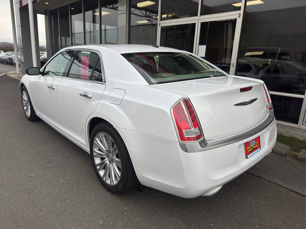 Used 2013 Chrysler 300 C Luxury Series w/ Beats Audio Group image 12
