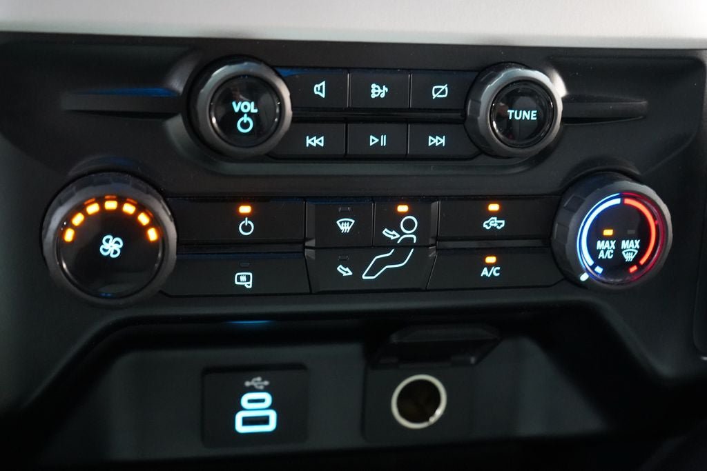 Used 2024 Ford F250 XLT AWD/4WD image 31