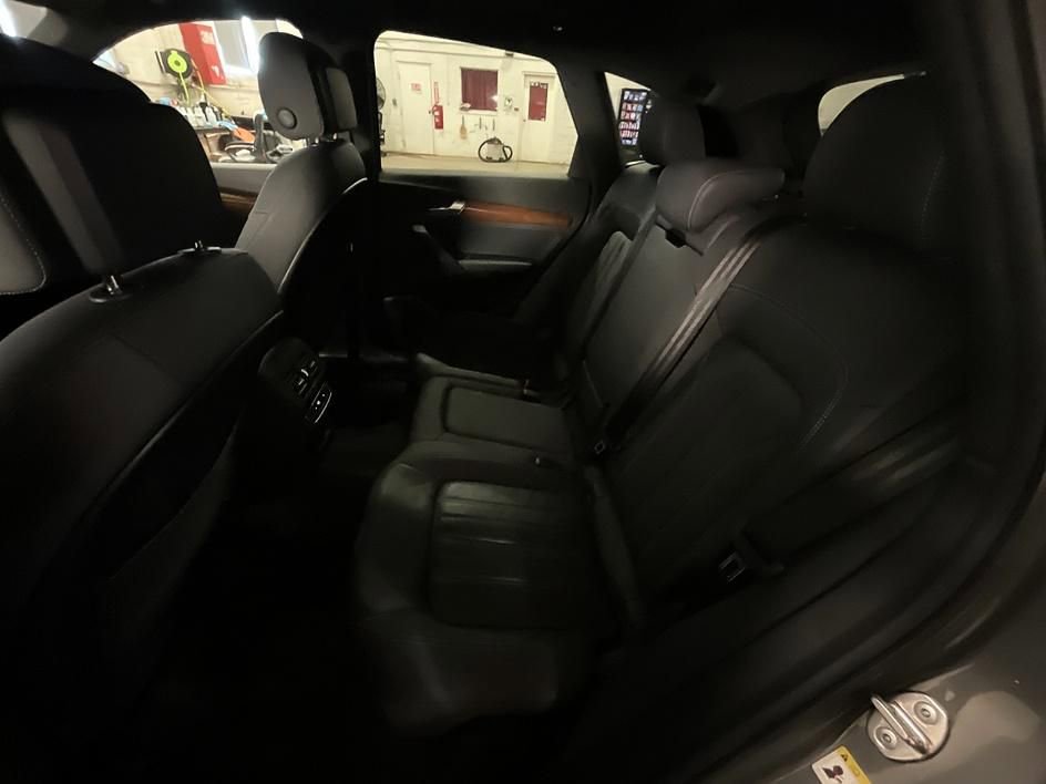 Used 2023 Audi Q5 2.0T Premium Plus image 30