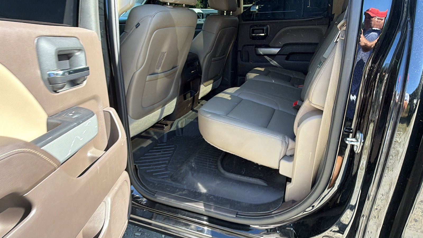 Used 2015 Chevrolet Silverado 1500 LTZ Z71 w/ Custom Sport Edition AWD/4WD image 23