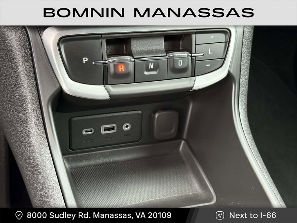 Used 2022 GMC Terrain SLE w/ Driver Convenience Package image 21