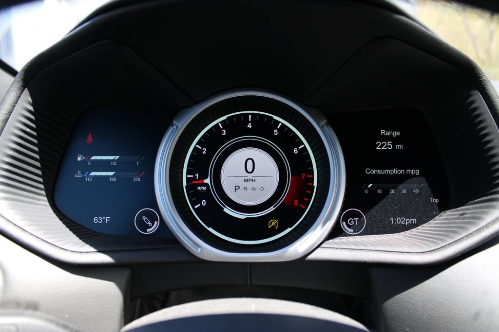 Used 2020 Aston Martin DB11 Volante RWD image 16