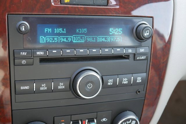 Used 2009 Chevrolet Impala LT image 16