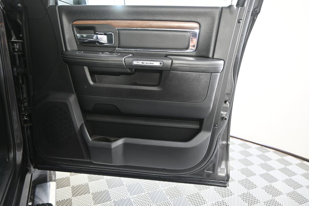 Used 2018 RAM 2500 Laramie image 13