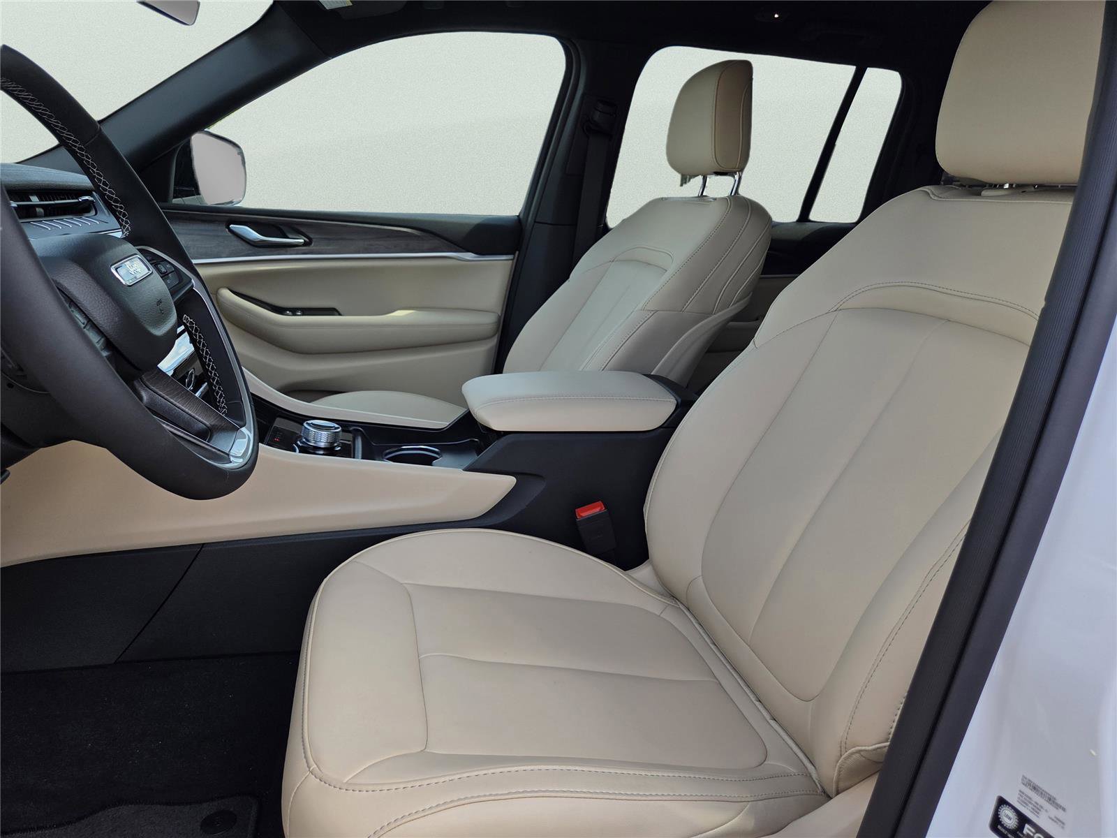 New 2026 Jeep Grand Cherokee Limited image 16